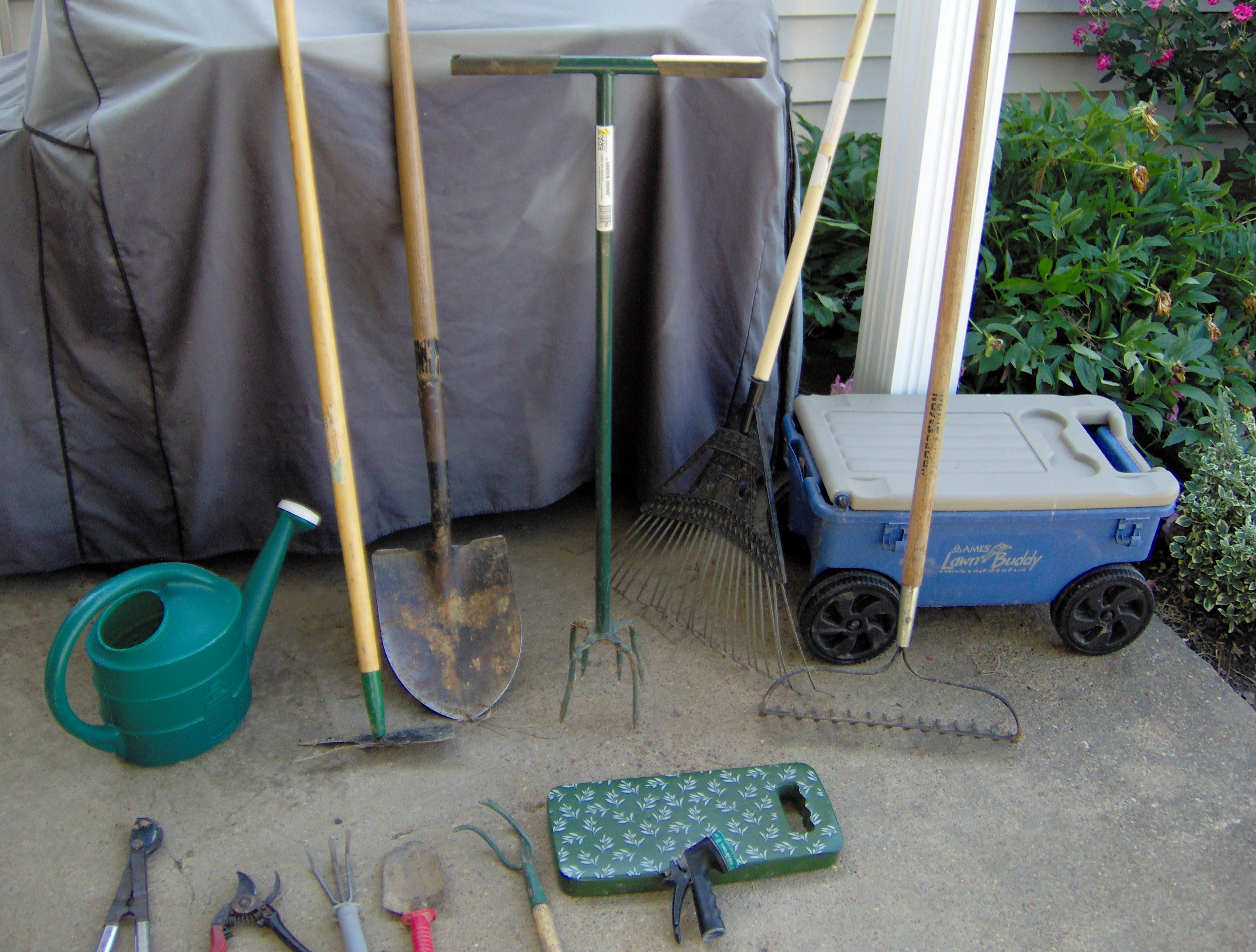 gardening tools