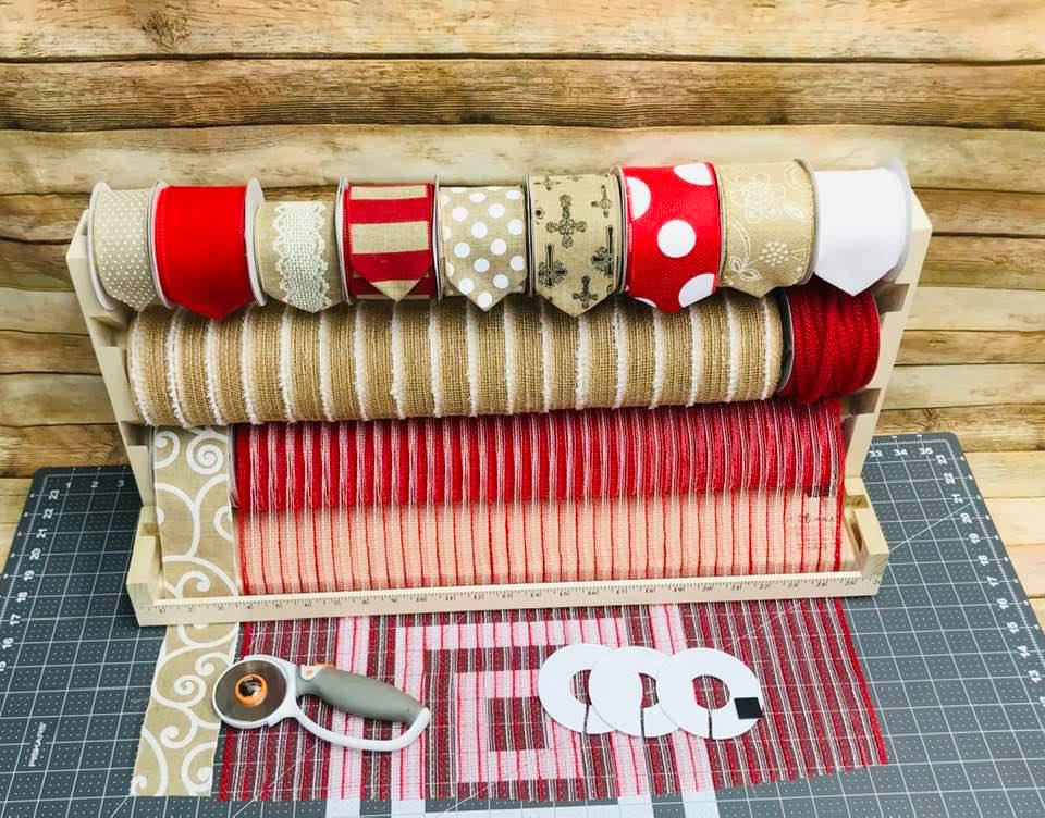 CAROL - Mesh Roller - Ribbon Holder - Ribbon Cutter- Fabric Cutting St–  Bush Acres